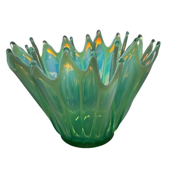 Fostoria Heirloom Green Opalescent Handkerchief Glass Bowl Decorative Piece 10" - Picture 4 of 8